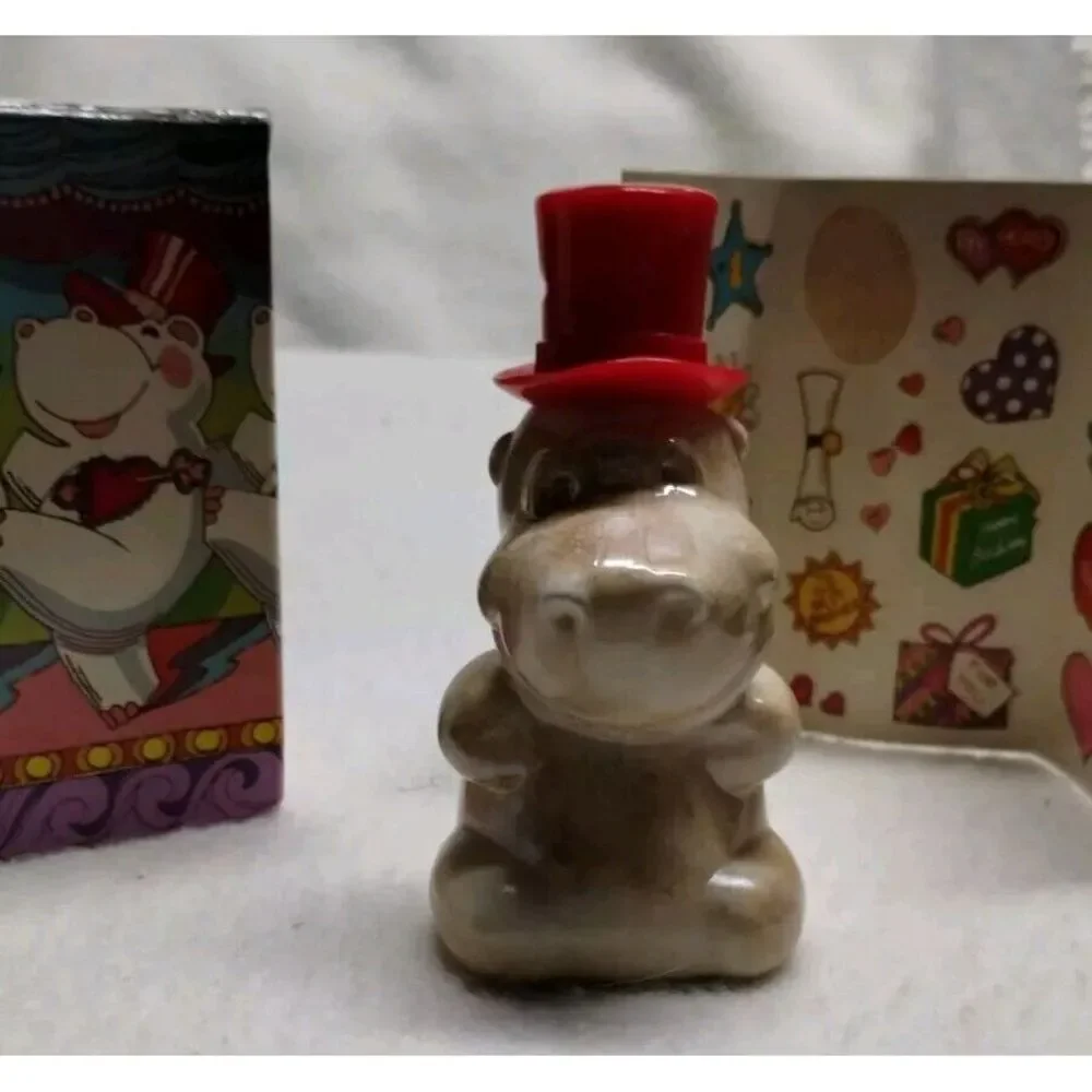Vintage AVON Huggable‎ Hippo Light Musk after Shave 1.75 oz. With Stickers & Box